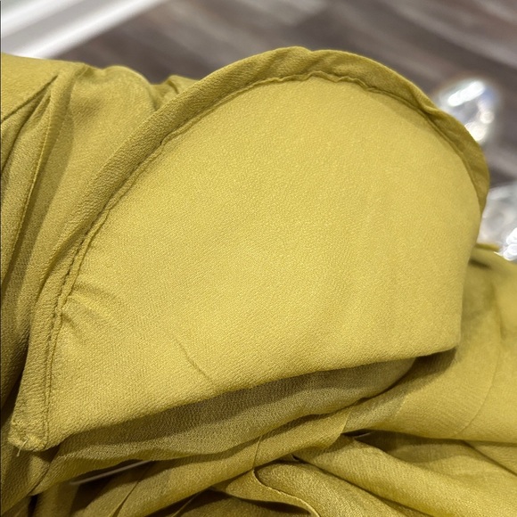 NWT Tuckernuck Chartreuse Natalia Blouse medium - Picture 10 of 12